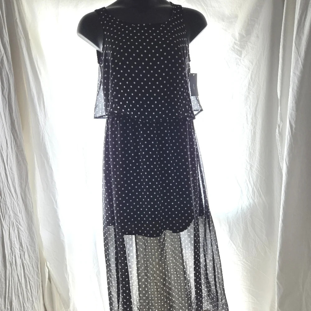 Lovely Faux 2 Piece Dress NWT - Picture 2 of 8